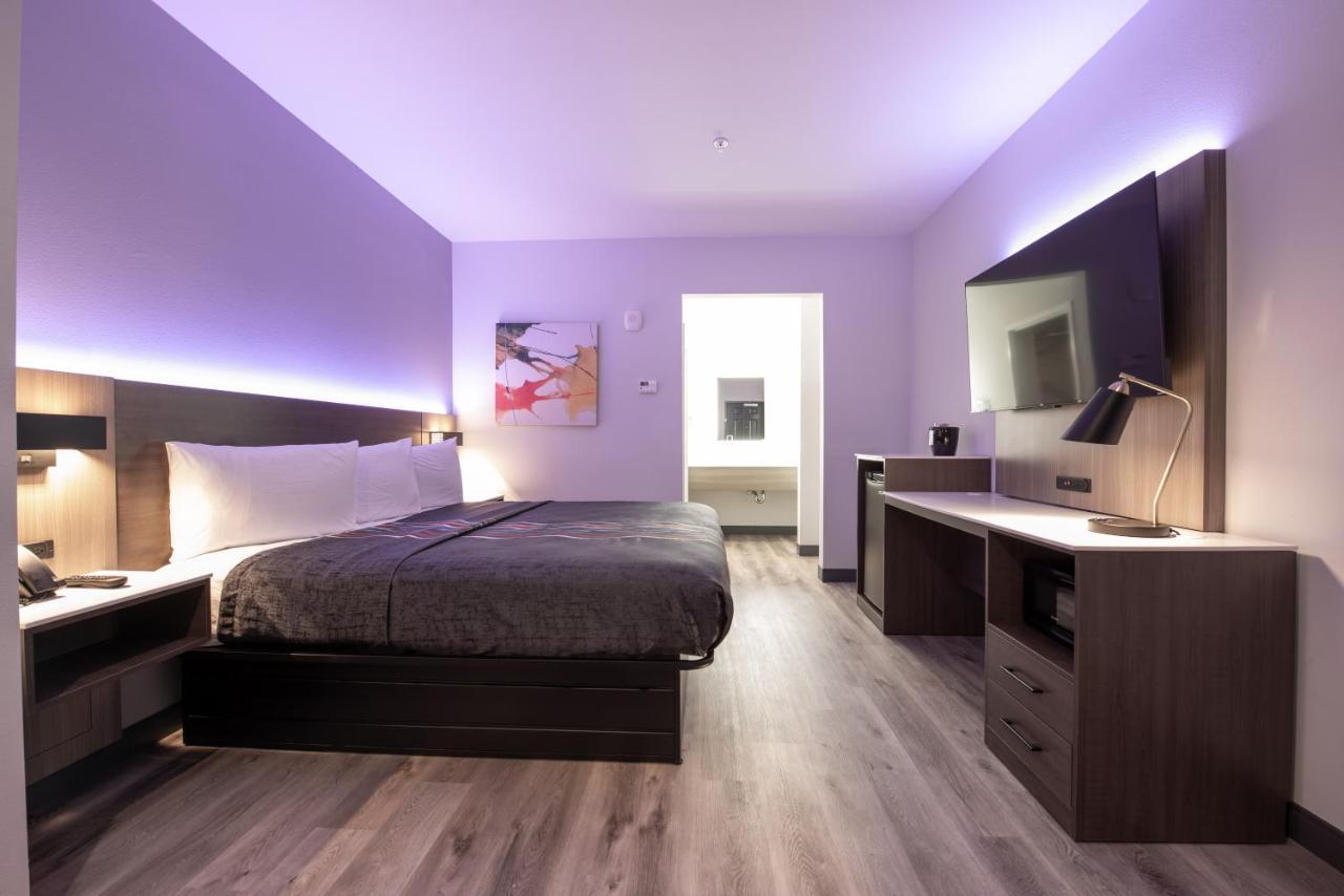 Express Inn & Suites Houston Extérieur photo