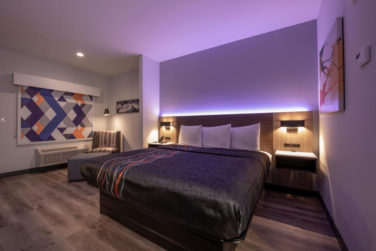 Express Inn & Suites Houston Extérieur photo
